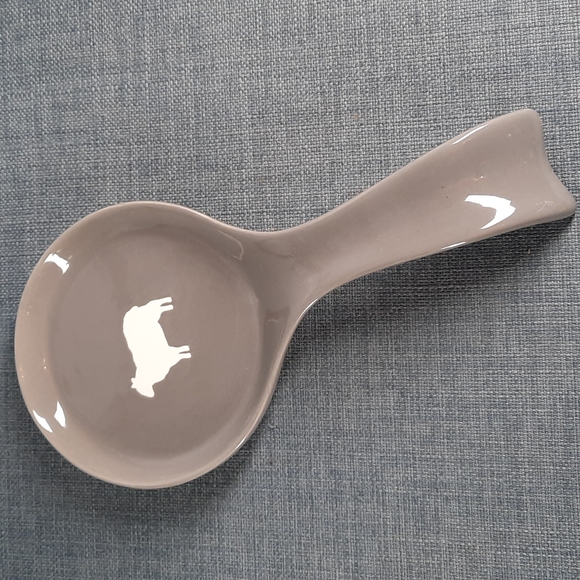 Stoneware Spoon Rest White Sheep Gray Country Kitchen Urban Farm - Picture 2 of 4